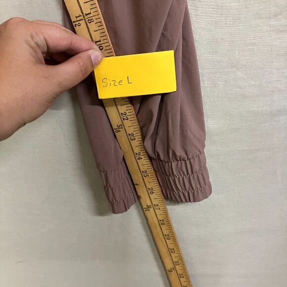 NWT All In Motion Women's Brown Active Light Mid-Rise Cargo Pockets Jogger Pants - Picture 12 of 16